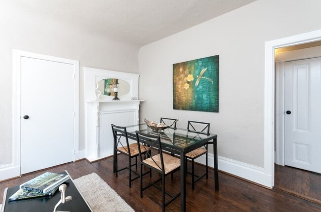 Living/dining room - 2912 Harper Street