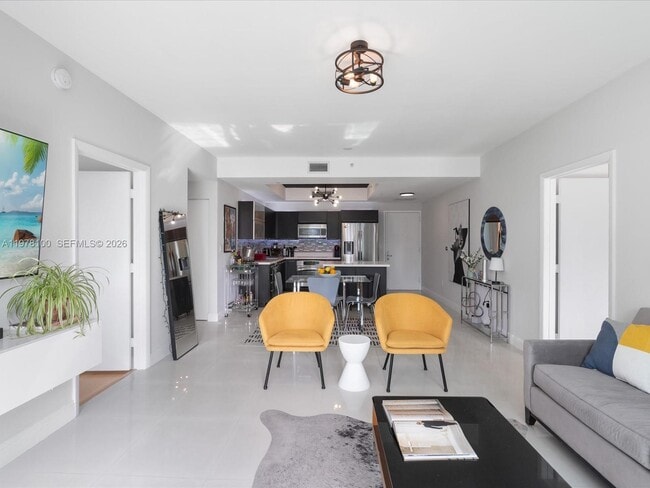 Building Photo - 90 SW 3rd St