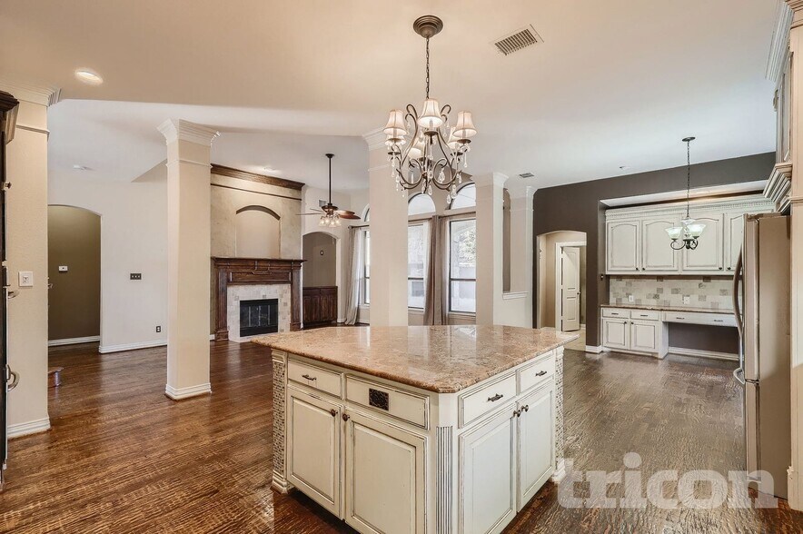 Building Photo - 2240 27th Ave Ct