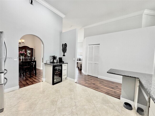 Building Photo - 19754 Dinner Key Dr