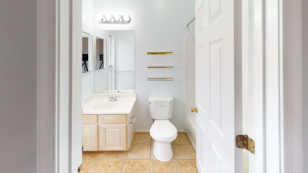 Building Photo - 9219 Owings Choice Ct