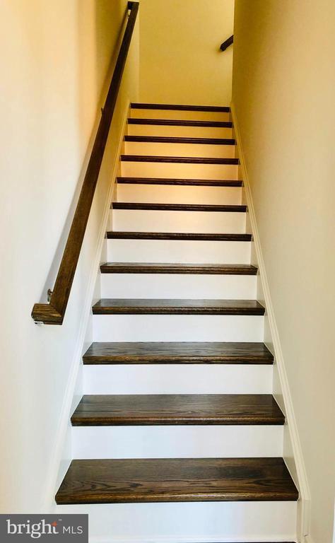 Building Photo - 124 Tolocka Terrace NE