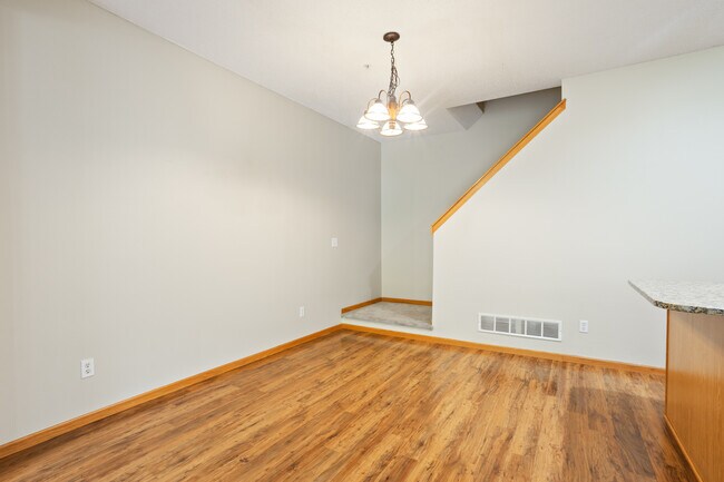 Building Photo - 13840 54th Ave N