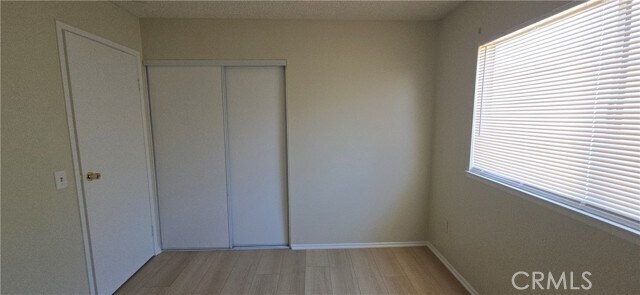 Building Photo - 260 W Shady Grove Dr