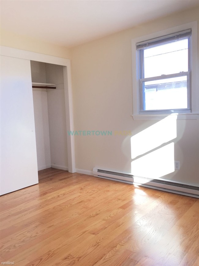 Building Photo - 40 French St