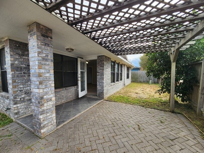 Building Photo - 7933 Wolverine Dr