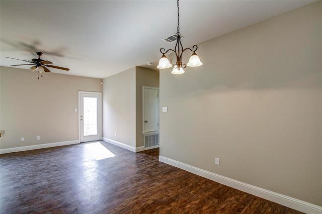 Building Photo - 493 Canvas Ct