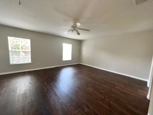 Building Photo - 3522 Caruso Pl