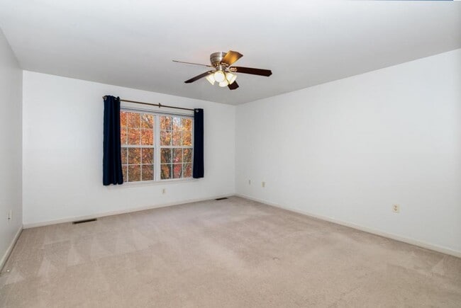 Building Photo - 1172 Heron Ct