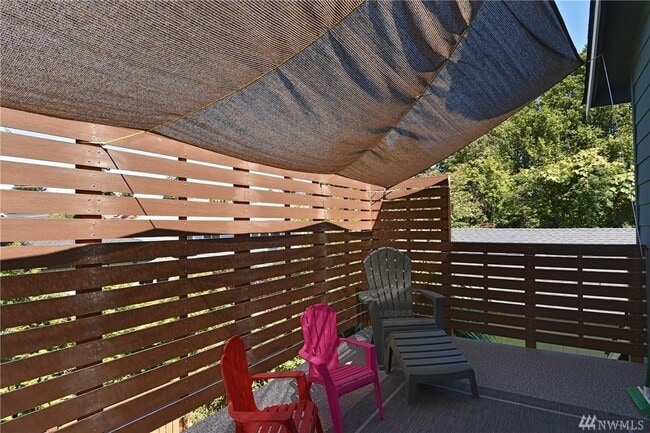 Building Photo - Charming Craftsman-Style Home in the Heart...