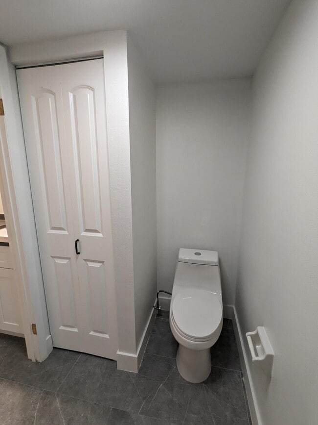 Building Photo - 296 Arabian Rd