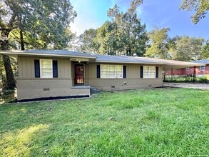 Building Photo - 2929 Bede Rd