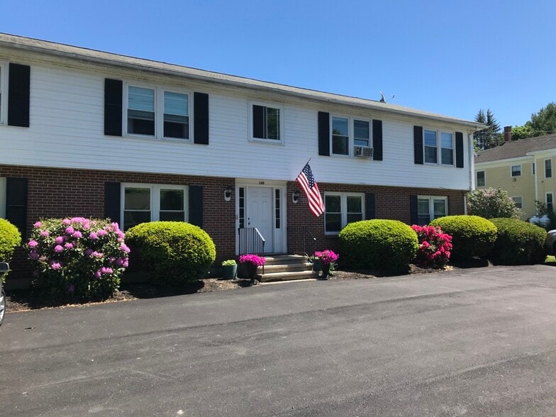 Building Photo - 180 South St