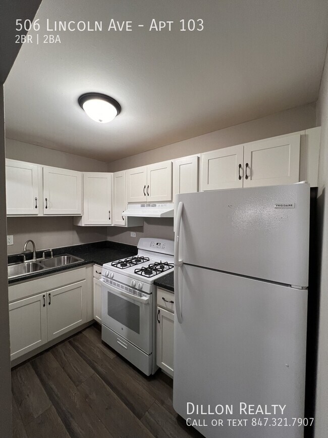 Building Photo - 506 Lincoln Ave