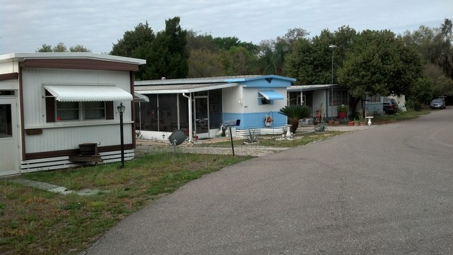 Building Photo - Saint Clair Resort