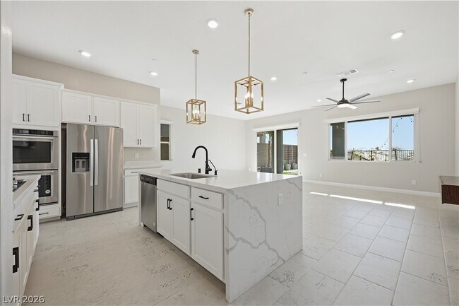 Building Photo - 402 Purple Sandpiper St