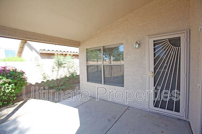 Building Photo - 15256 W Melissa Ln