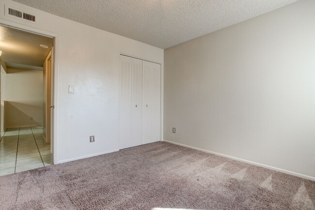 Building Photo - 7850 E Glenrosa Ave
