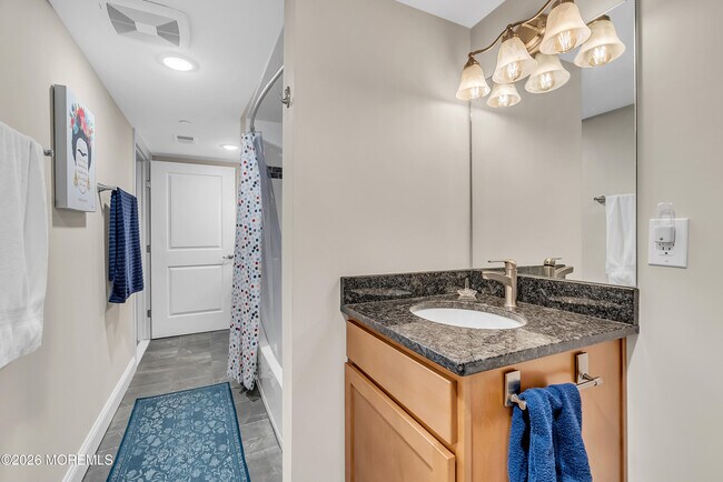 Building Photo - 48 First Ave