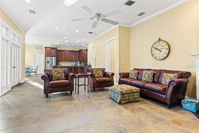 Building Photo - 6445 Renwick Cir