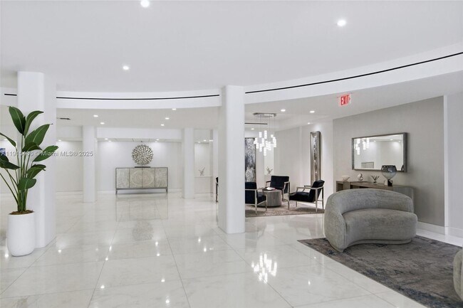 Building Photo - 3546 S Ocean Blvd