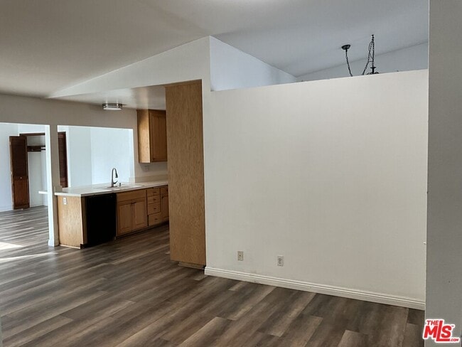 Building Photo - 9522 Telhan Dr