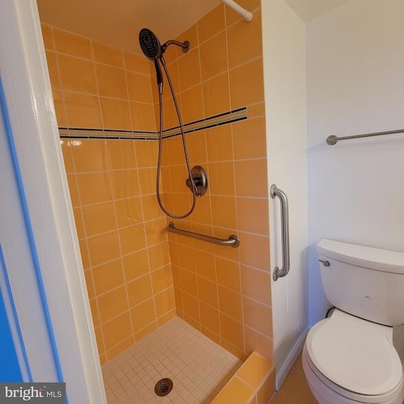 Building Photo - 5901 Mt Eagle Dr