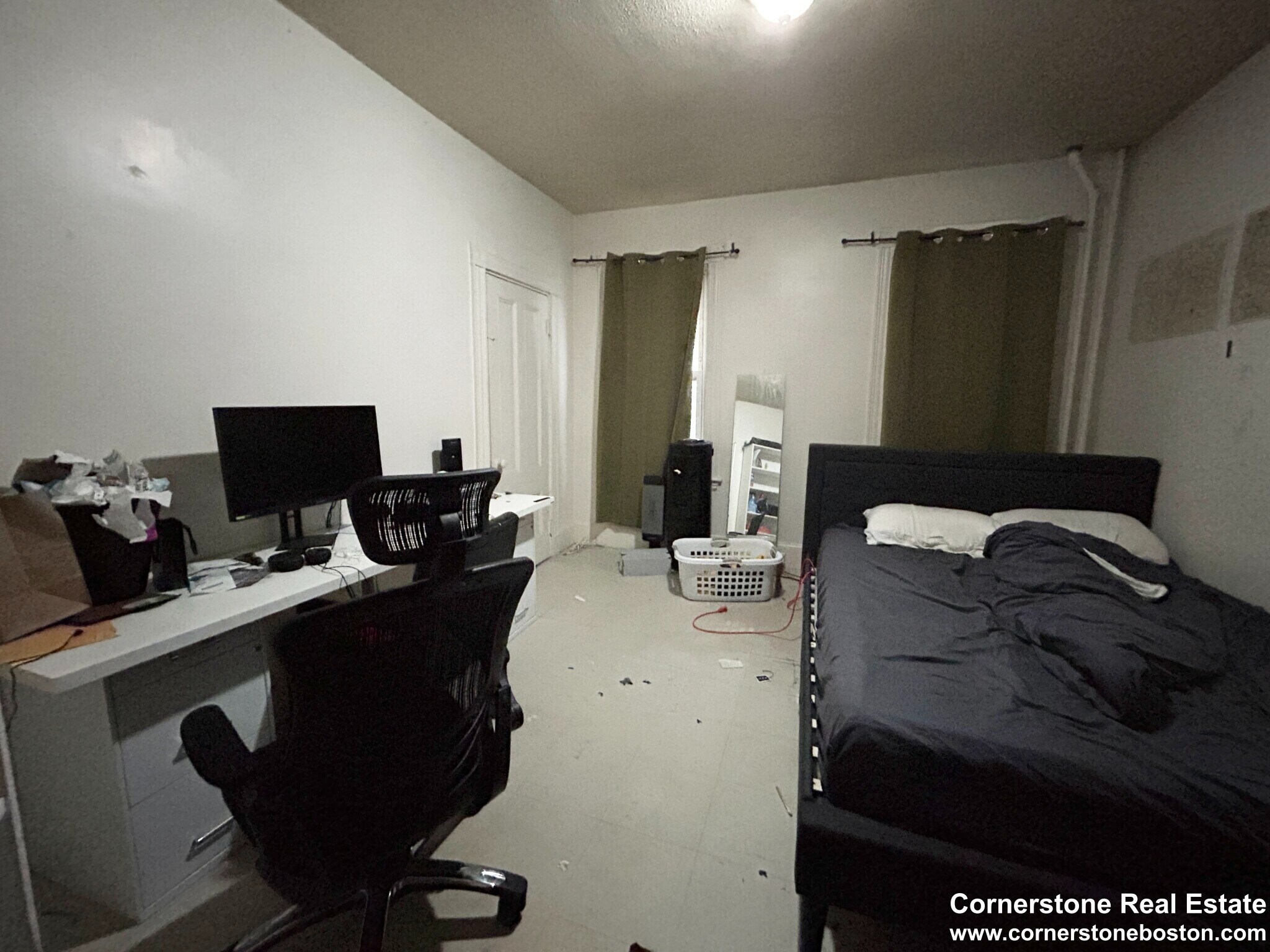 Building Photo - 55 Hillside St