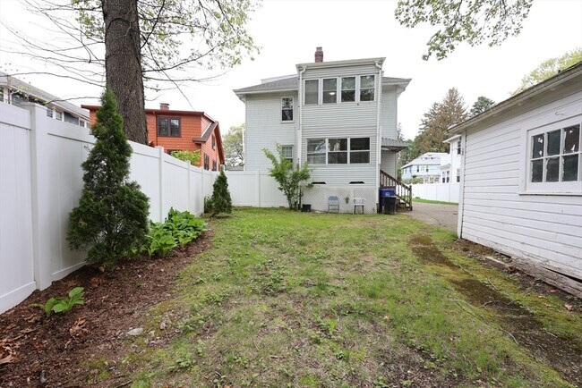 Building Photo - 8 Verndale Rd