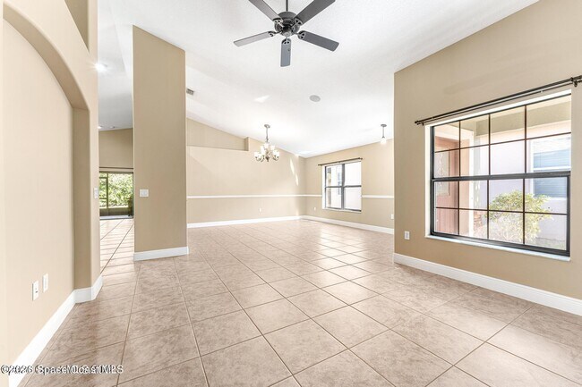 Building Photo - 3084 Constellation Dr