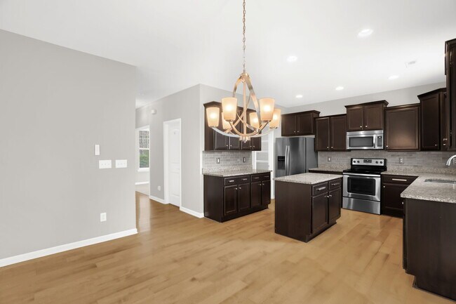 Building Photo - 602 Applecross Dr