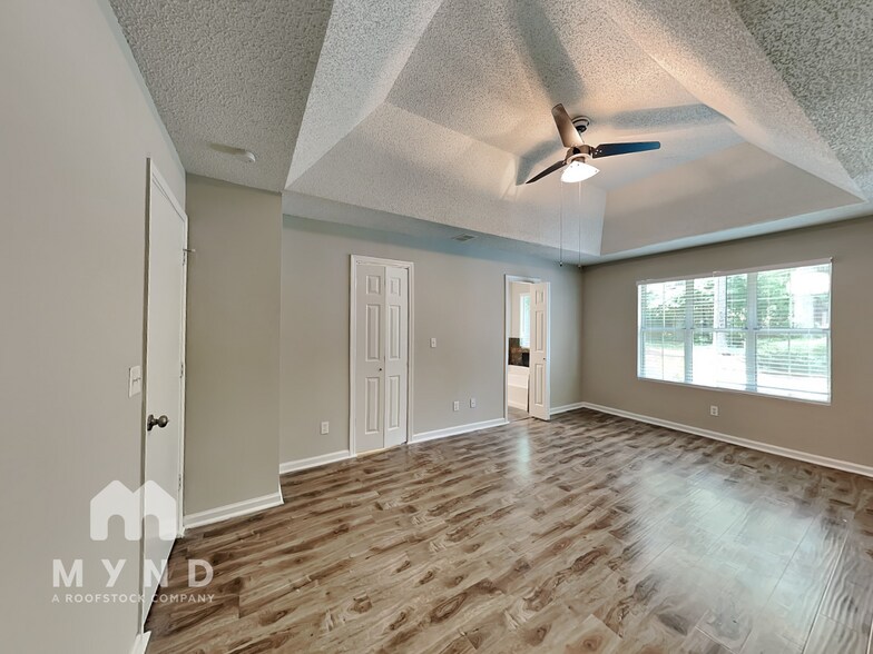 Building Photo - 632 Kilkenny Cir