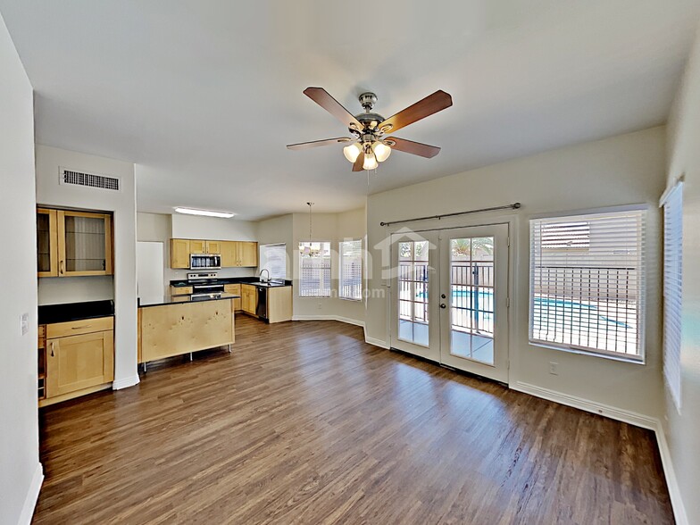 Building Photo - 4731 E White Aster St