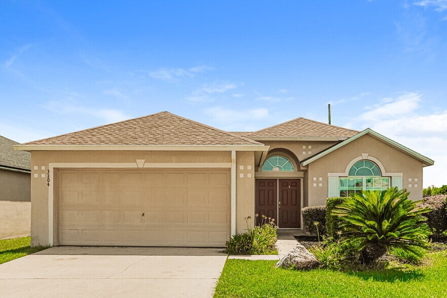 Primary Photo - 3204 Talisman Drive