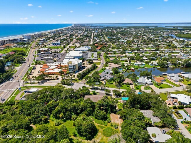 Building Photo - 201 Cocoa Isles Blvd