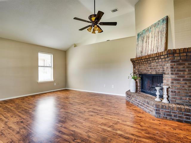 Building Photo - 626 Cribbs Dr