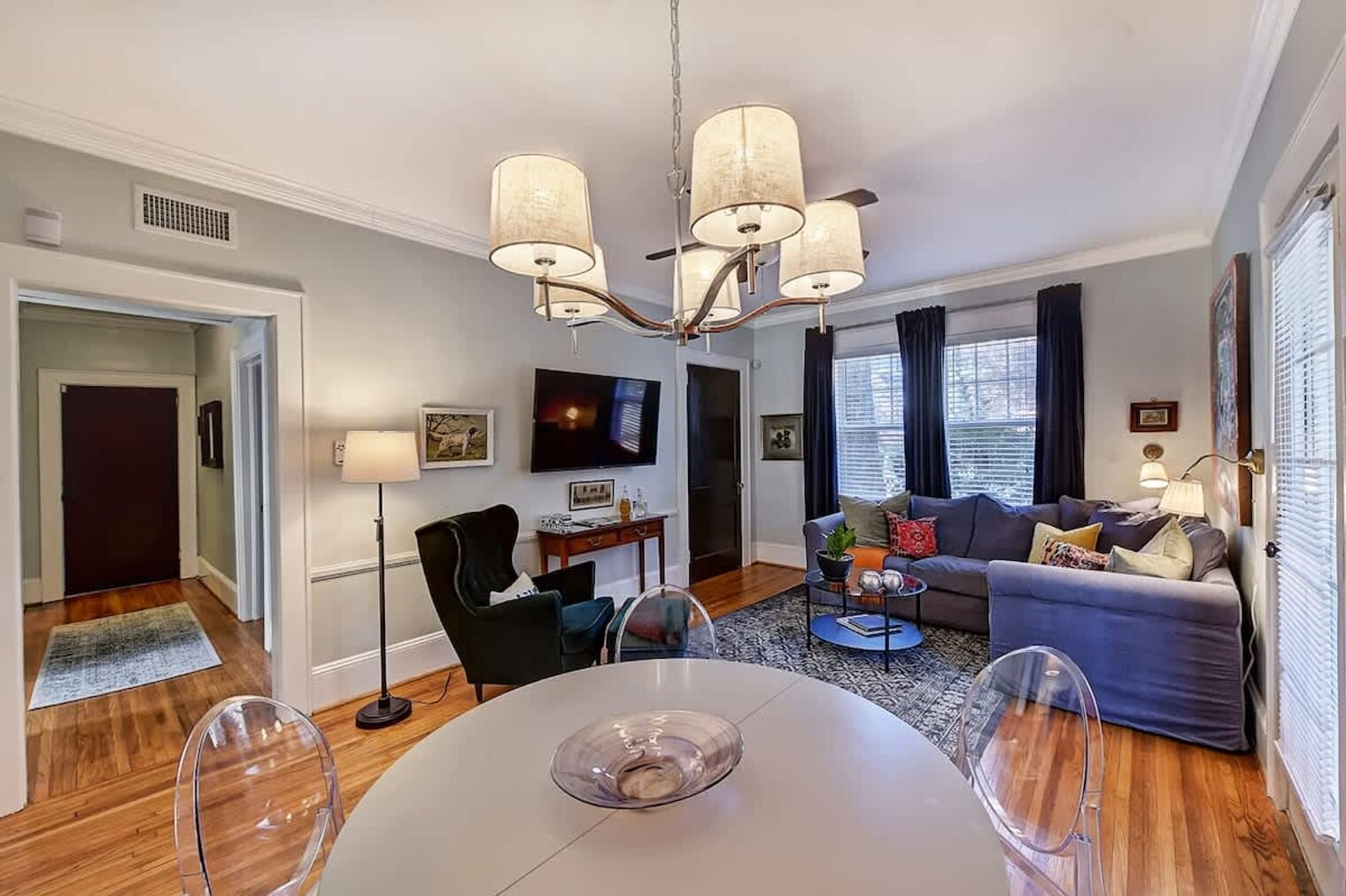 Building Photo - 800 Magnolia Ave