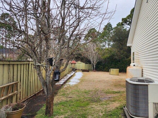 Building Photo - ~~~ LORDS CREEK ~~~