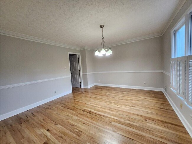 Building Photo - 5079 Bridgeport Way NW