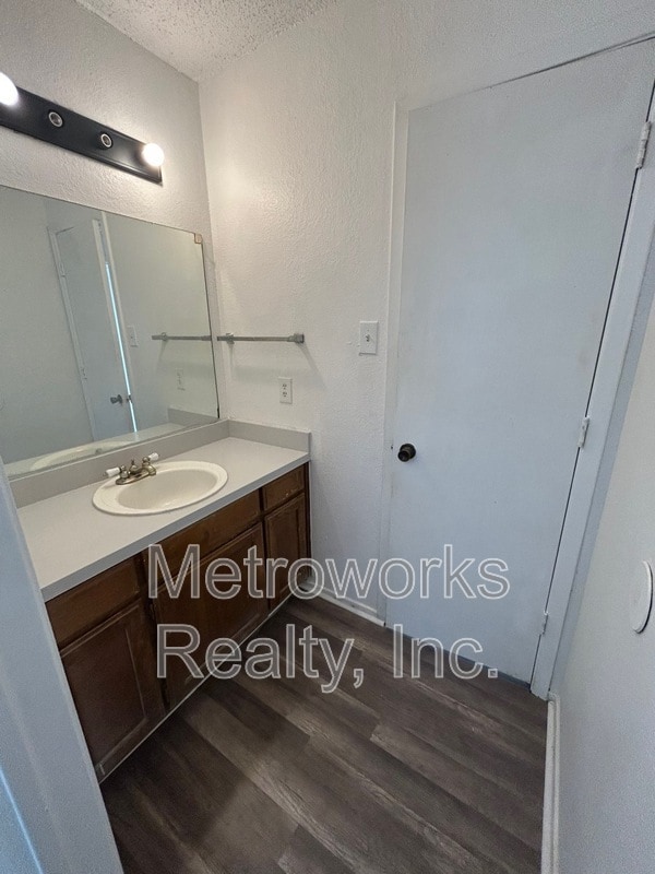 Building Photo - 111 Pine Meadow Dr