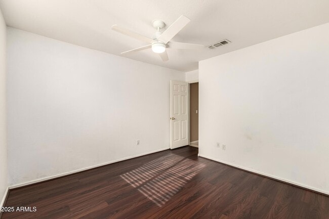 Building Photo - 15221 N 87th Dr