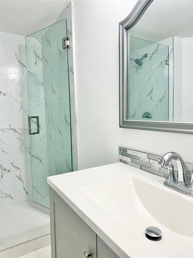 Building Photo - 10237 NW 9th St Cir