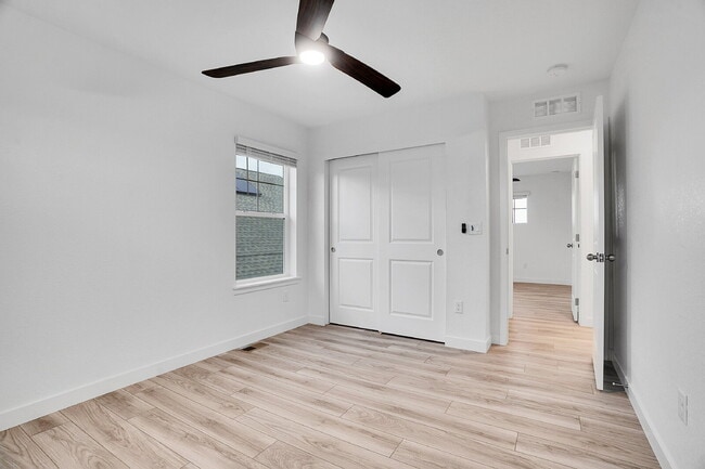 Building Photo - $3,650.00 - 4 Beds 3 Baths Single Family H...