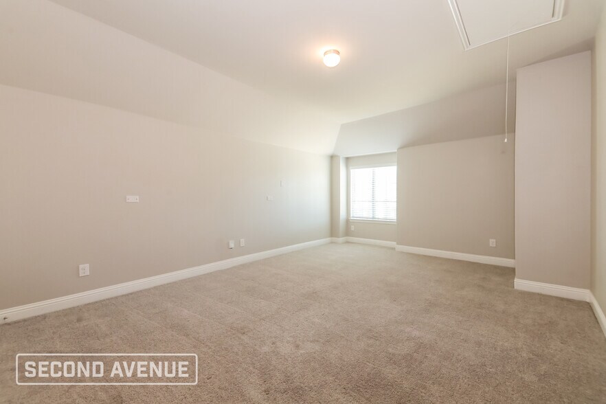 Building Photo - 1149 Flamingo Rd