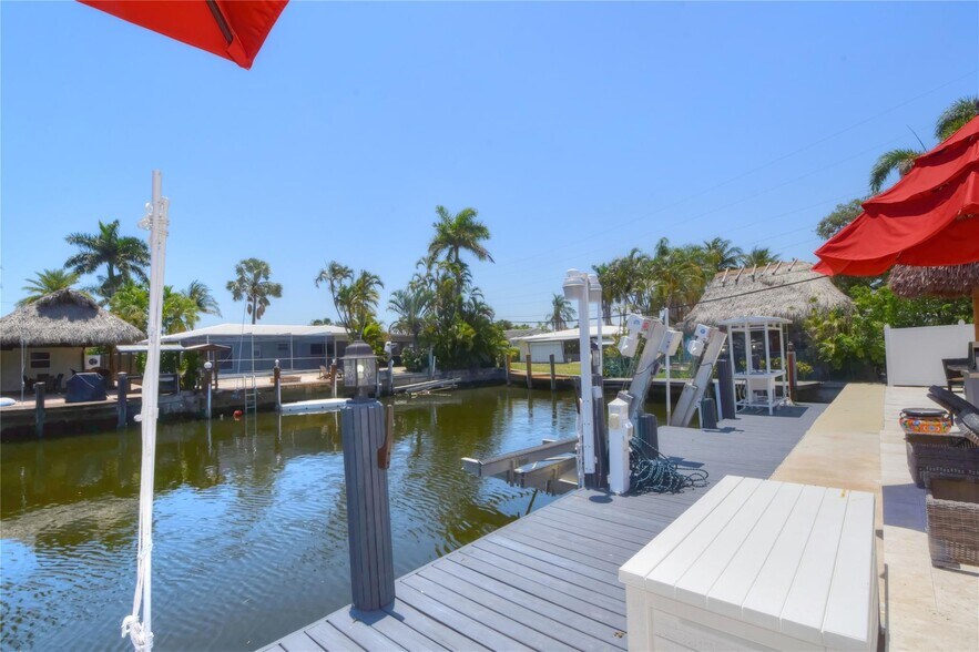 Building Photo - 2228 SE 10th St