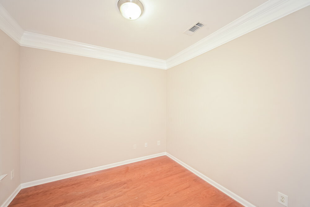 Building Photo - 310 Sarava Ln