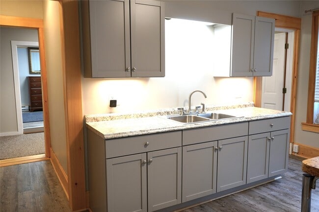 Building Photo - 54 Central Ave