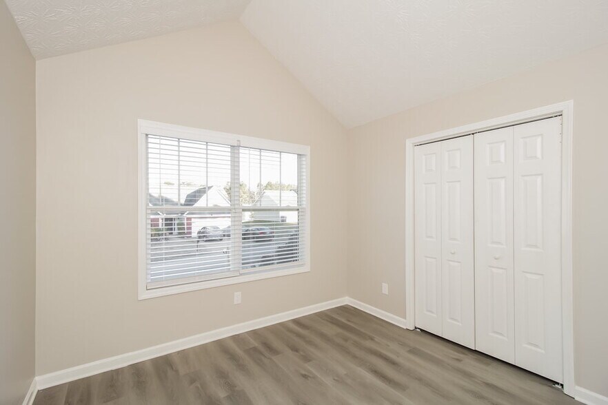 Building Photo - 100 Klintfield Trail