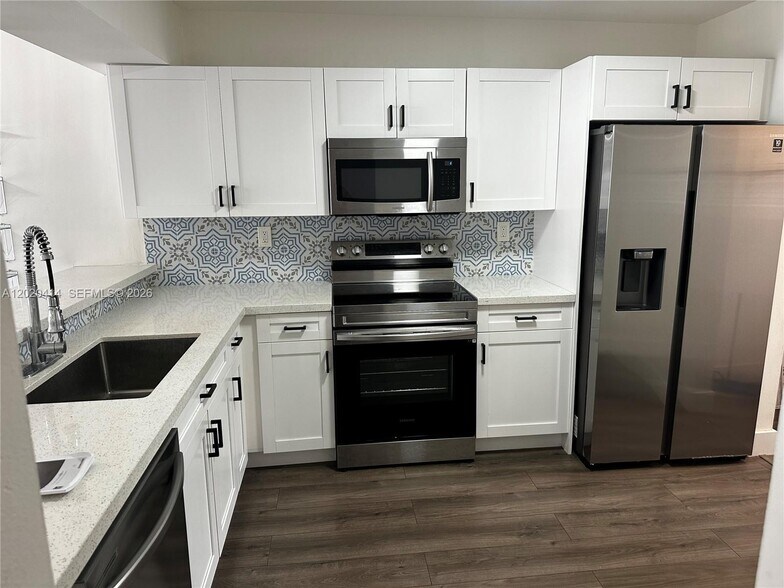Building Photo - 13350 SW 88th Ter
