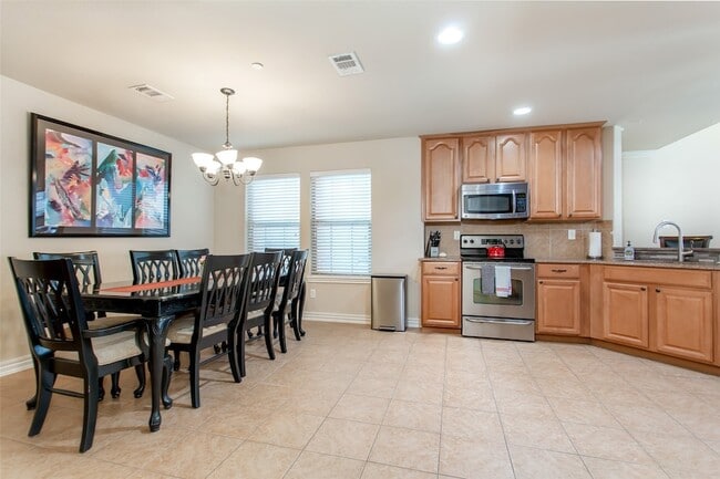 Building Photo - 1173 Landon Ln